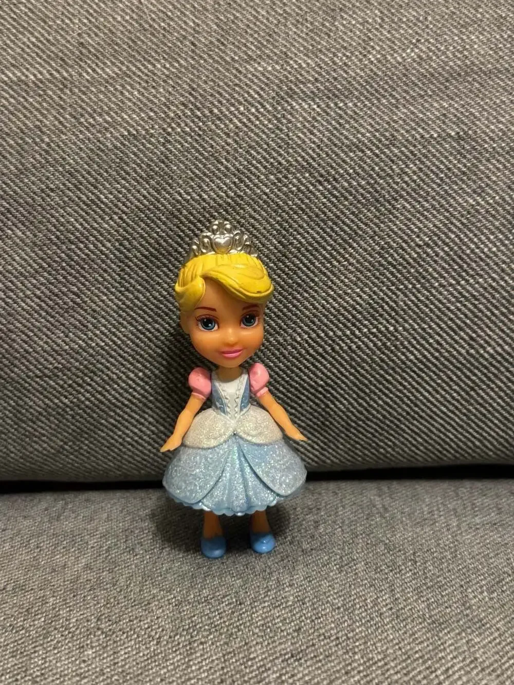 2PC Disney Princess Mini Toddler Glitter Dresses Aurora & Cinderella Figures